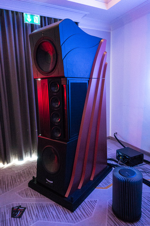 HiFi Deluxe 2016: JV on Speakers $20k and Up