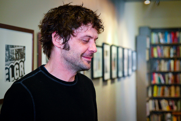 John, Iris Book Cafe